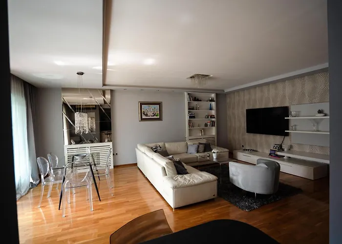 The Rondo By Toro 아파트